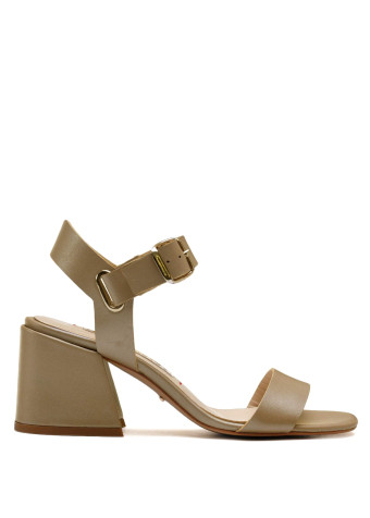 297621  Бежеві босоніжки