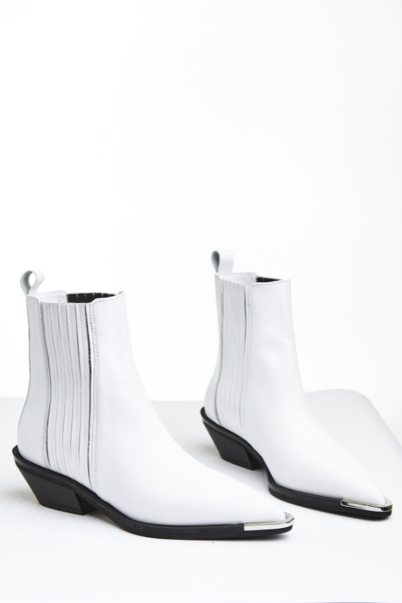 060211 Козаки Сlassic White