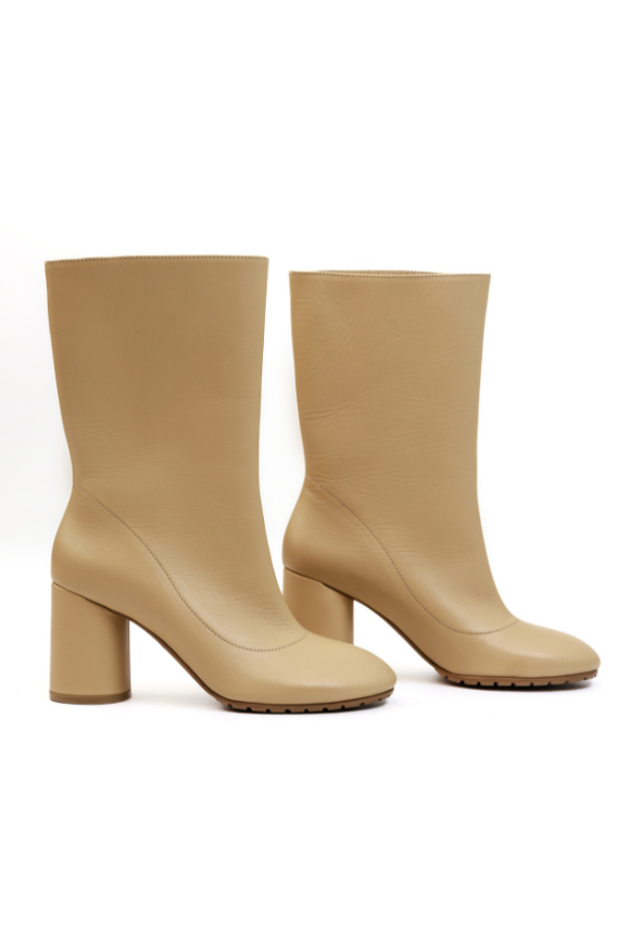 085902 Чоботи Aveline Sand