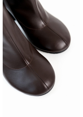 085912 Чоботи Aveline Choco