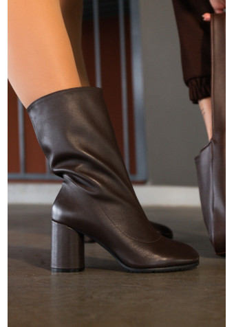085912 Чоботи Aveline Choco