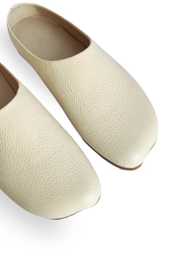 031844 Мюлі Anatomic White